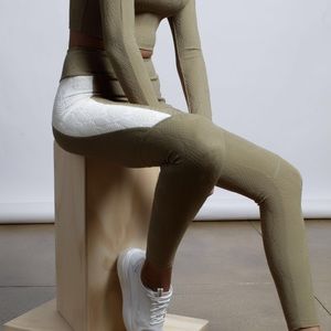 Twenty Montreal Strike Cobra 3D High Waist Legging